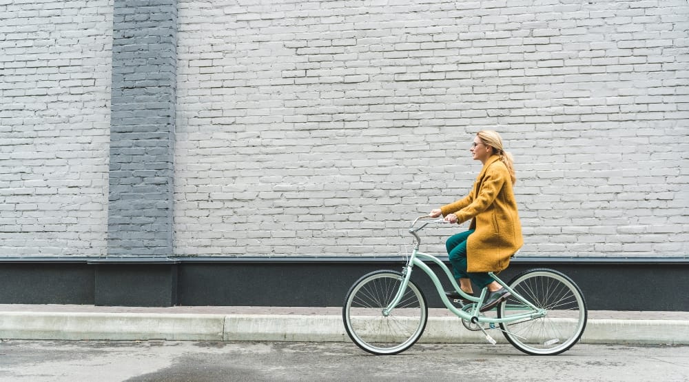 Cycling to Work? 5 Offices That Will Simplify Your Commute – Knight Frank (UK)