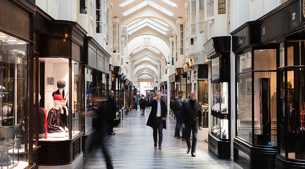The ultimate guide to renting offi ce space in Mayfair & St James’s | Knight Frank